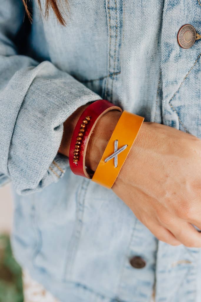 Wisdom leather bracelet